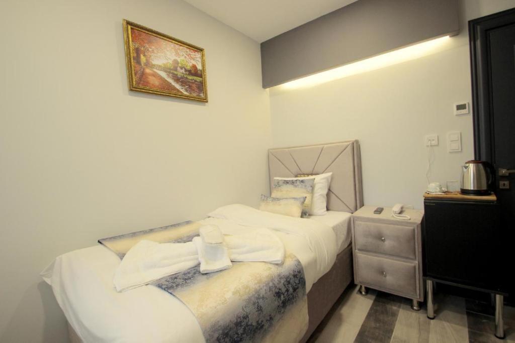 Hotel Guler Palas Vefa Κωνσταντινούπολη Εξωτερικό φωτογραφία